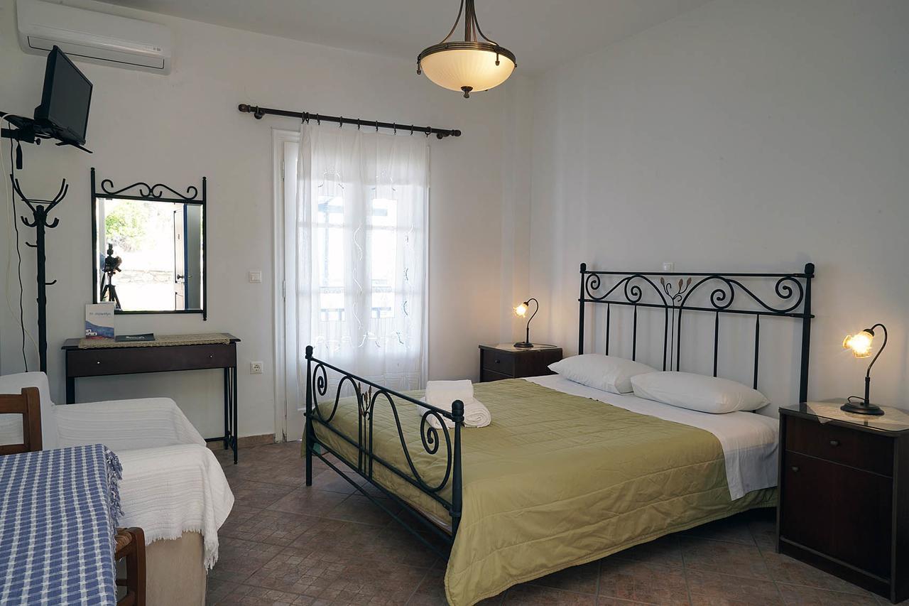 Akrotiri Hotel Platia Ammos Exterior photo