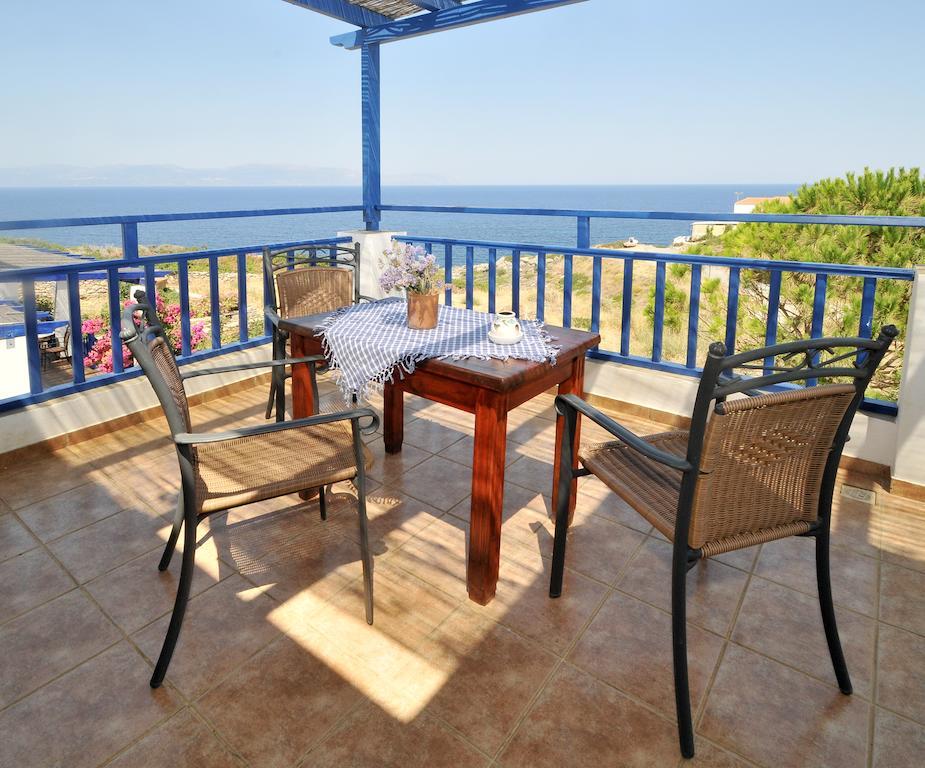 Akrotiri Hotel Platia Ammos Room photo